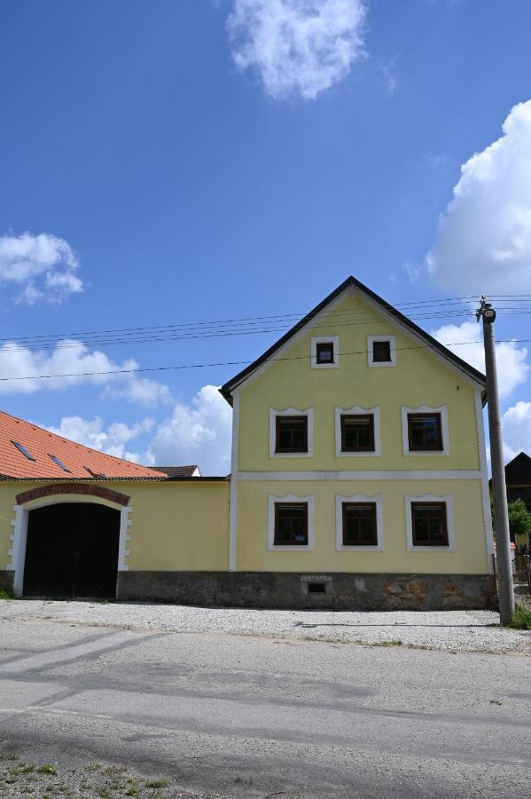 Penzion Mezi Radky Jindřichův Hradec Eksteriør bilde